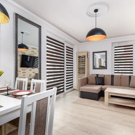 شقة Osiedle Bursztynowe Baltycka By Renters كولوبرزيغ